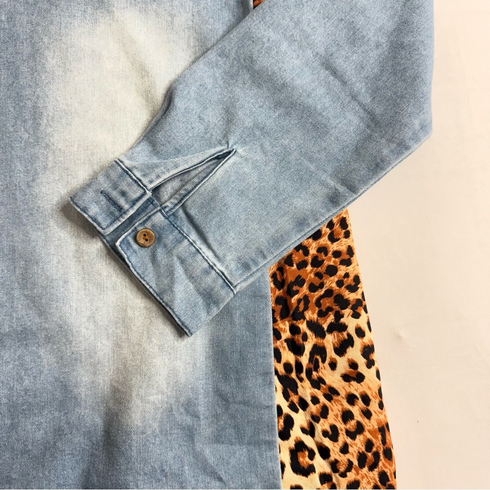 Womens Light Wash Denim Leopard Print Accent Long Sleeve Mini Dress Small - Picture 4 of 7